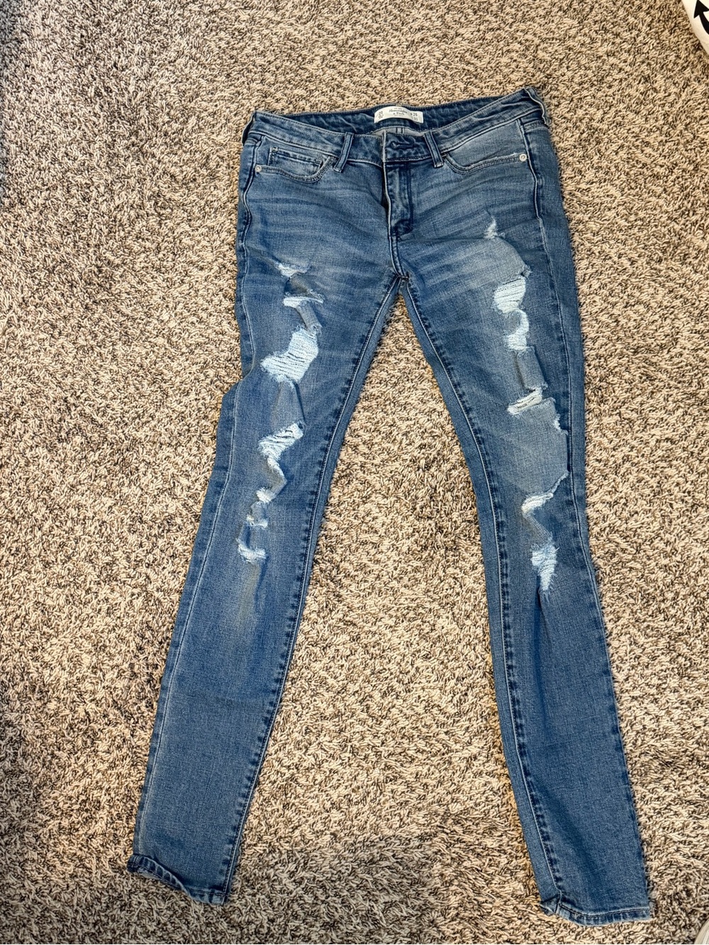 Abercrombie & Fitch Women's Ripped Skinny Jeans - Blue Wash